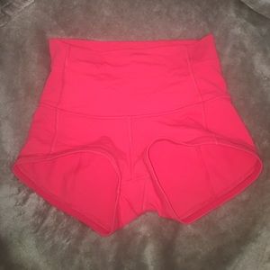 Lululemon size 6 Shorts!!❣️Never Worn!!