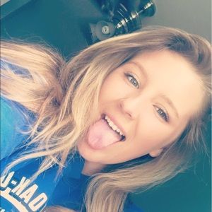 Meet your Posher, Lilly