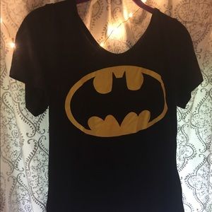 Batman Built in Cape T-Shirt Costume