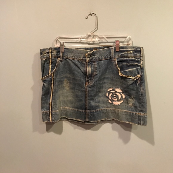 Old Navy Dresses & Skirts - Jean skirt 3/$10
