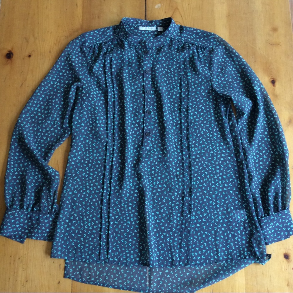 Halogen green dots grayish blue pleated blouse, xs