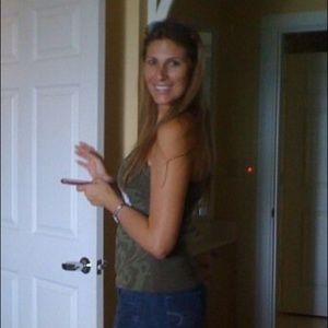 Meet your Posher, Jennifer