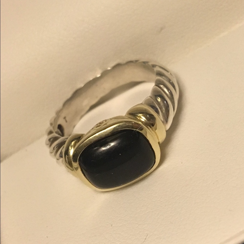 Sz 7, small Noblesse Onyx stone ring, silver/gold.