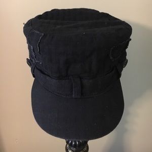 NWOT super cute black hat