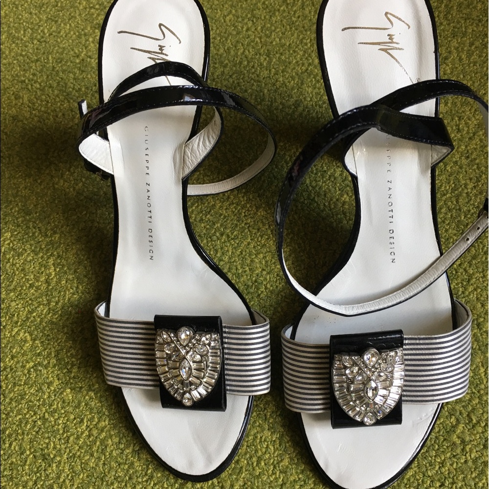 Giuseppe Zanotti Stripped Brooch Sandals