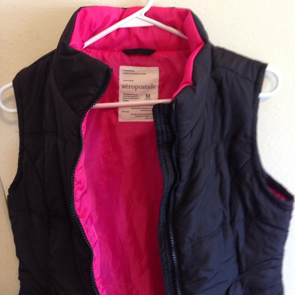 Cute Vest - Picture 2 of 3