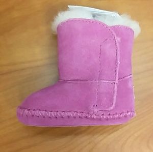 ***SOLD**UGG Suede Bootie