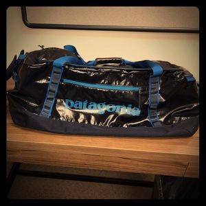 90 Liter Patagonia Black hole duffel