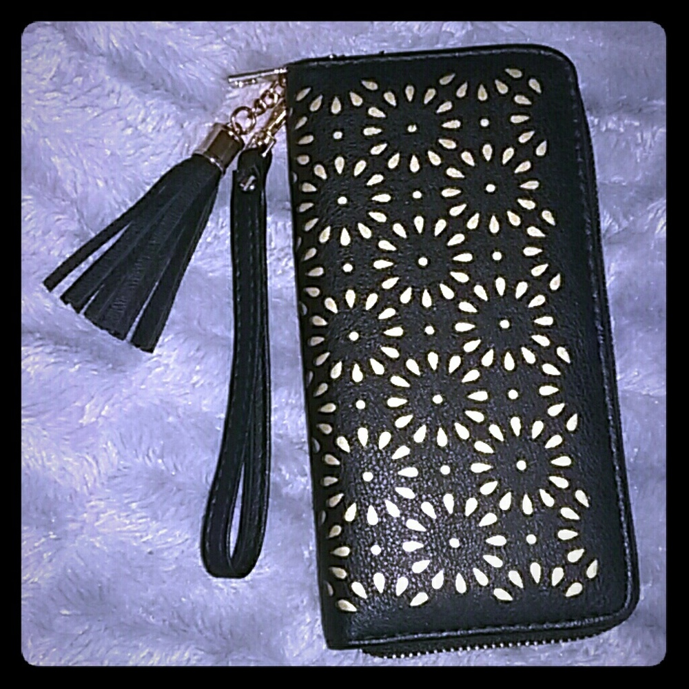 Black and Gold Wristlet Clutch
