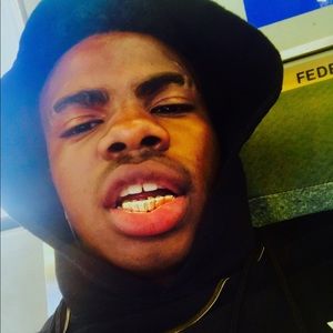 Meet your Posher, Deshawn