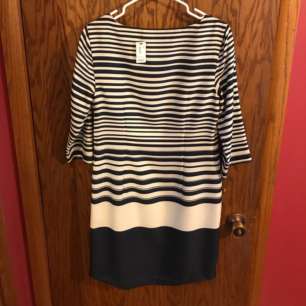 Sz 6 navy blue striped dress The Limited