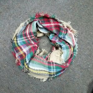 Infinity blanket scarf