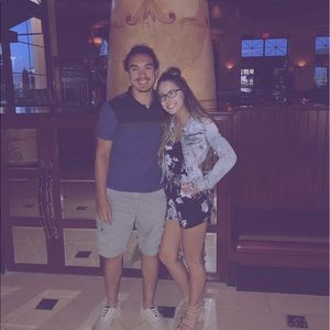 Meet your Posher, Alexes