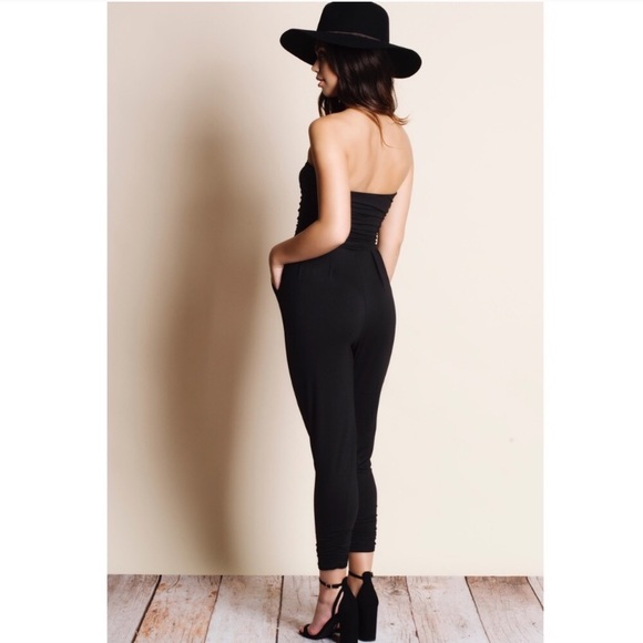 👀Last one👀Strapless black jumper👀 - Picture 2 of 2