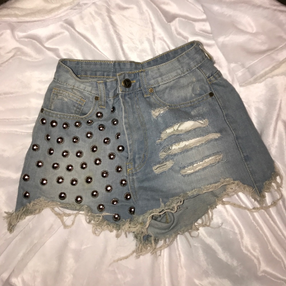 UNIF shorts