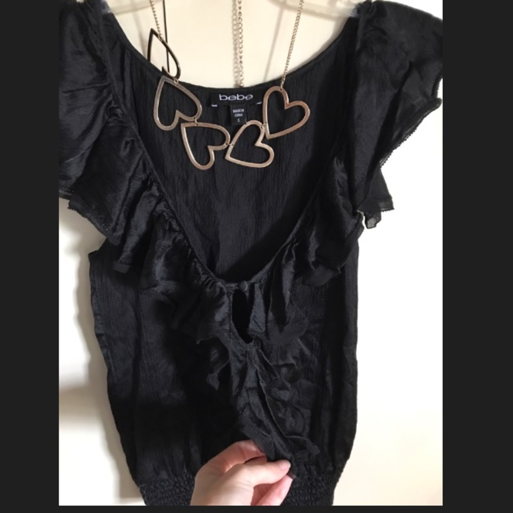 Black Ruffled Blouse 👚