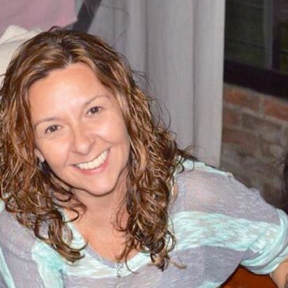 Meet your Posher, Patricia - Picture 1 of 1