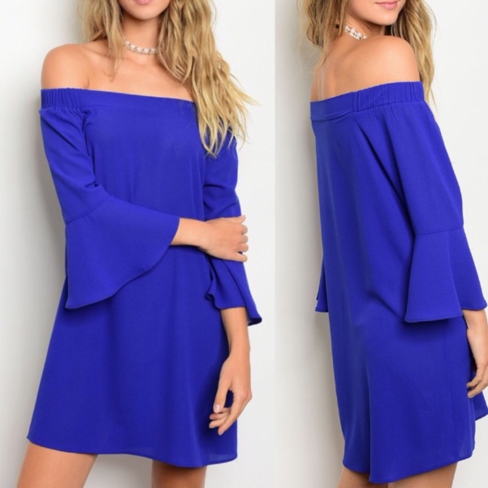 🎉HP! x2🎉 LAST ONE off the shoulder dress