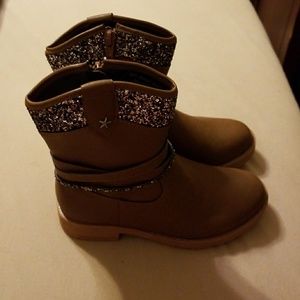Kids brown glitter boots