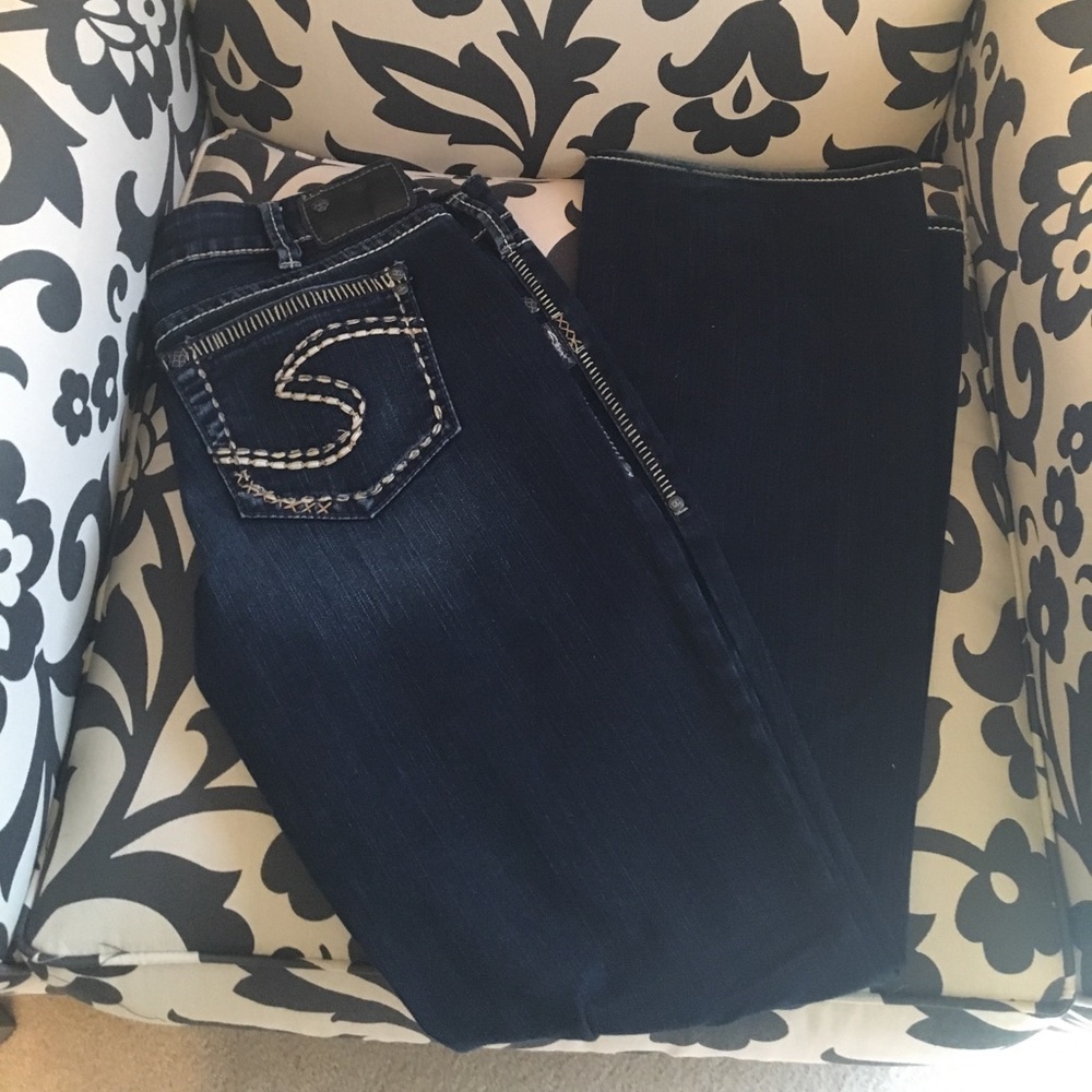 Silver jeans dark wash