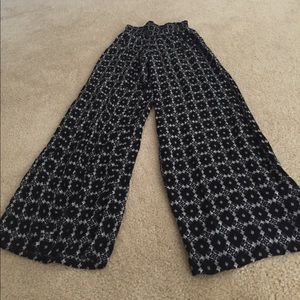 Size small wide leg soft pants