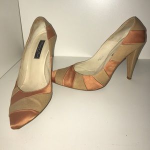 Kenneth Cole pumps orange and tan size 7.5