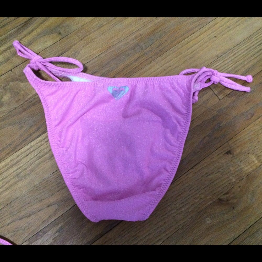NWOT Roxy Pink Bikini - Picture 2 of 3