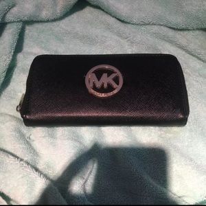 MK WALLET PURSE