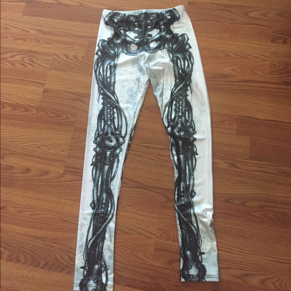 New "Steampunk skeleton" leggings