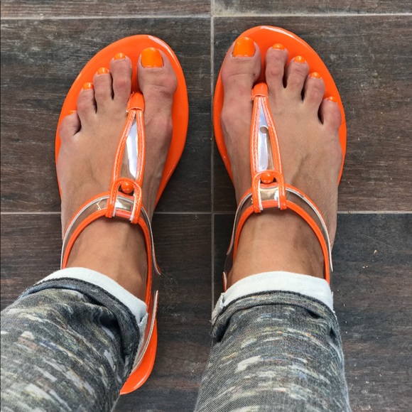 NIB Retro Jelly Clear/Orange Thong Sandals - Picture 6 of 6