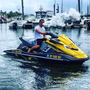 Meet your Posher, Sal