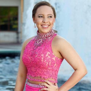 Meet your Posher, Alaina