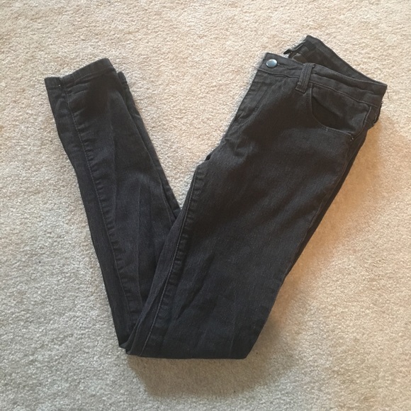 Forever 21 skinny jeans - Picture 2 of 2