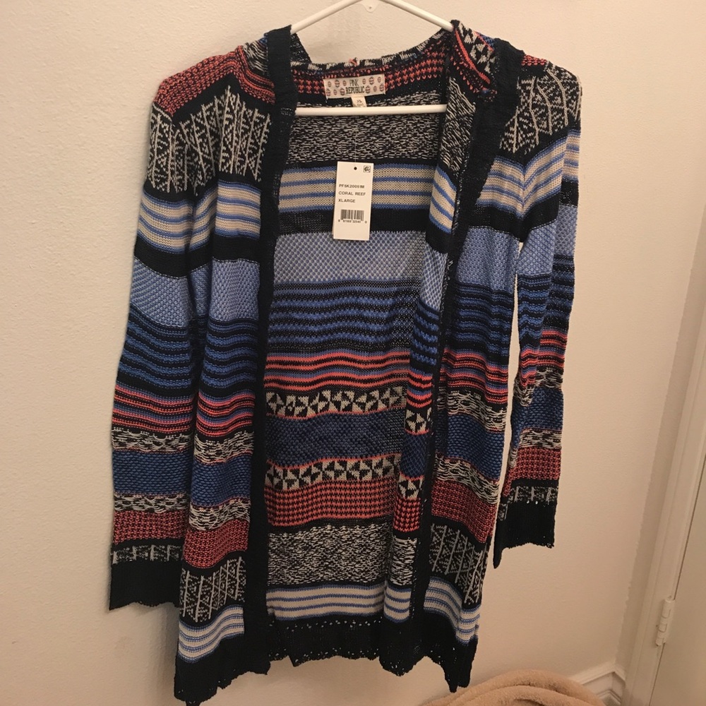 Patterned cardigan!