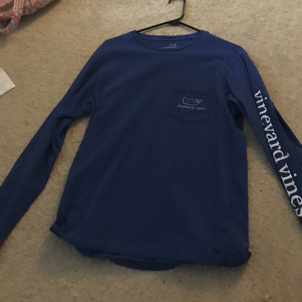 Vineyard vines men long sleeve size XS