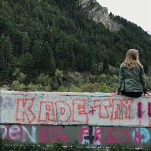 Meet your Posher, Katelyn