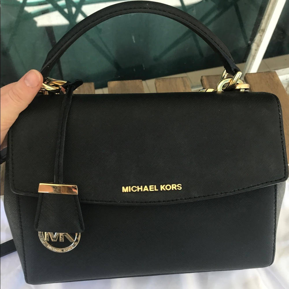 MICHAEL KORS AVA SMALL