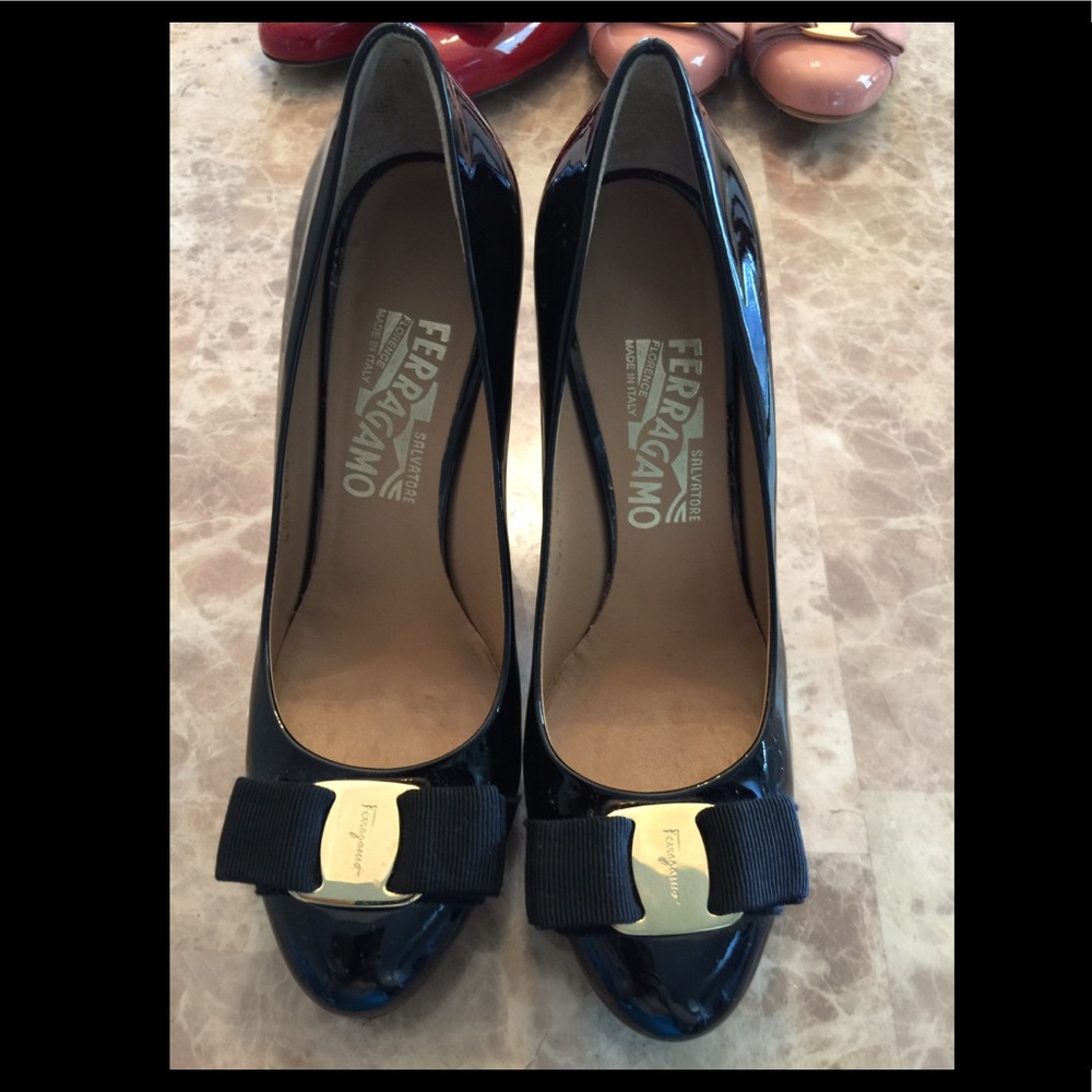 Ferragamo Authentic shoes