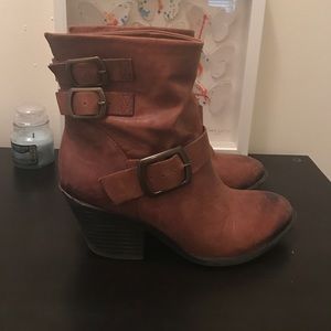 *DONATING TOMORROW* Lucky Brand Ankle booties