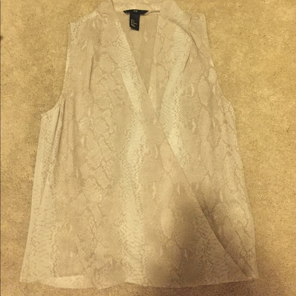 H&M Cream Snakeskin Top