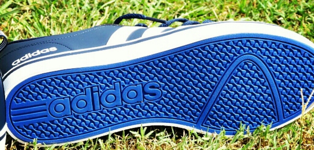 Quick Sell New Adidas SZ 10