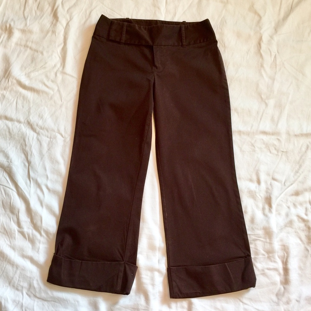 A. Byers Capri Pants
