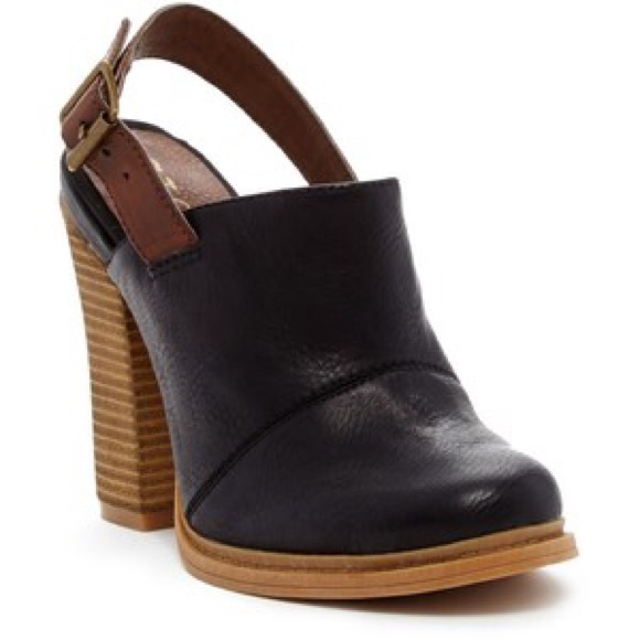 Black Distressed Slingback Mule Clog - Picture 3 of 8