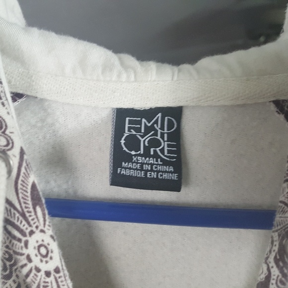 SOLD ON MERC - Picture 2 of 4