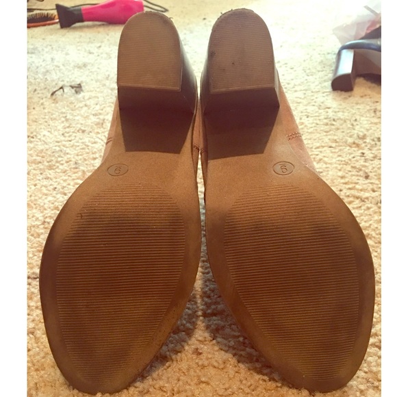 Merona suede tan chunky heel boot size 9 - Picture 7 of 7