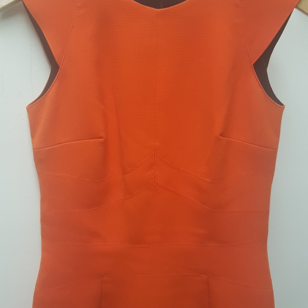 Dress - Picture 6 of 7