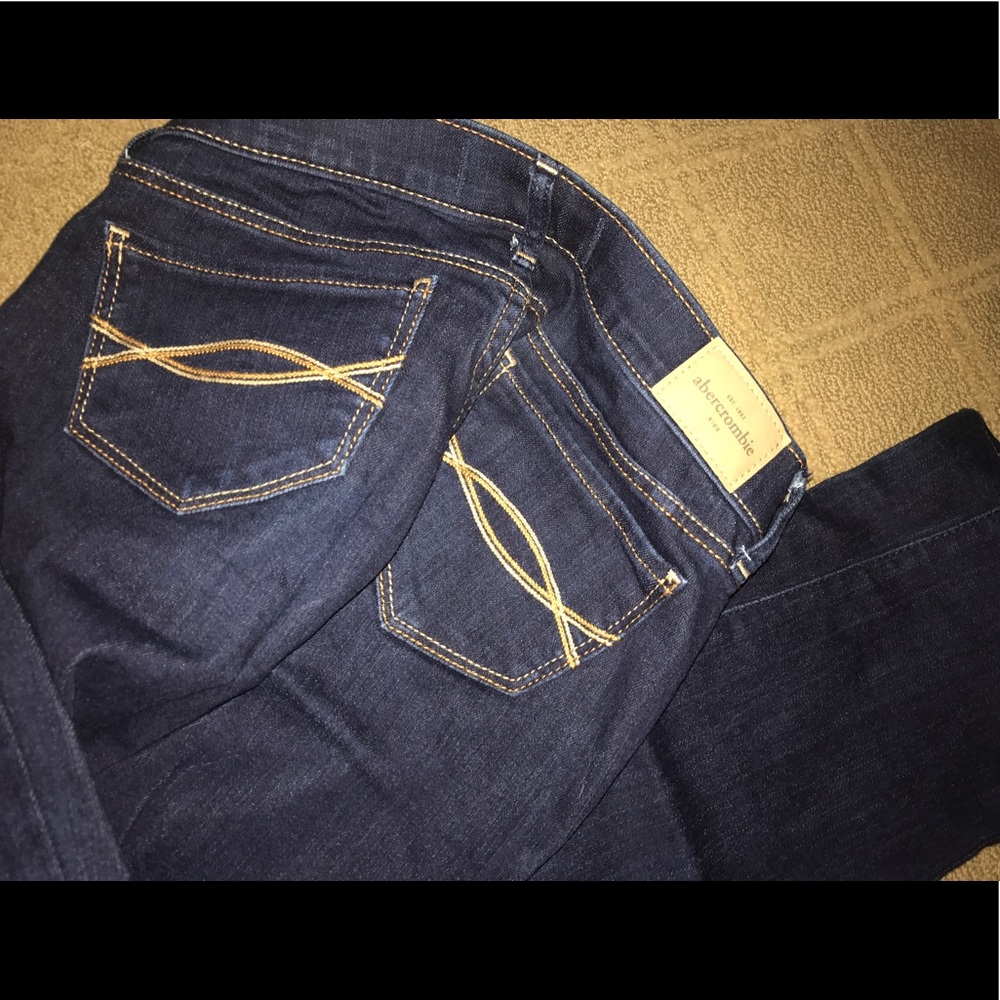 Jeans - Picture 2 of 2