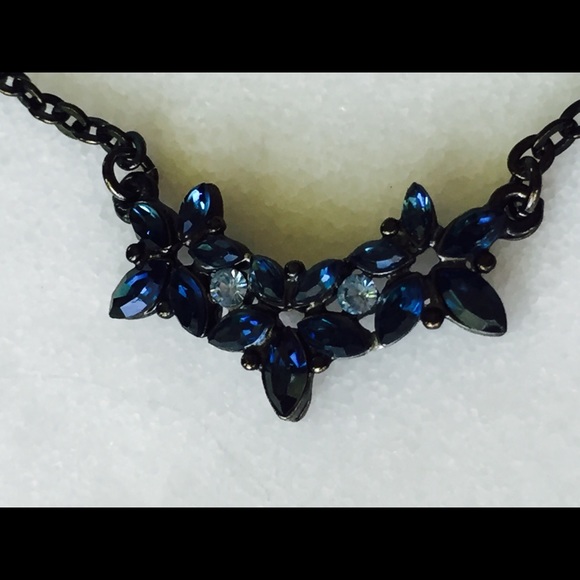 🔹GIVENCHY Vintage Parure Necklace/Earrings Set🔹 - Picture 2 of 7