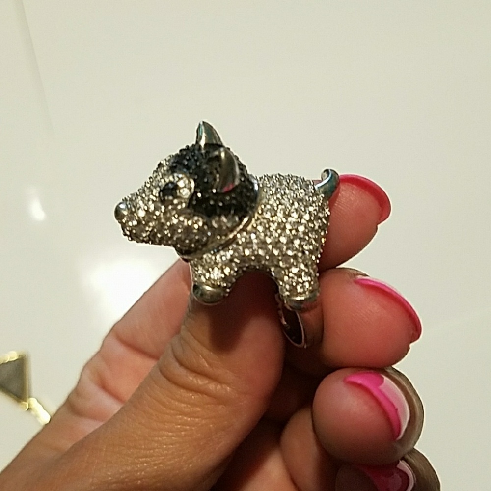 Beautiful Ring - Picture 3 of 7