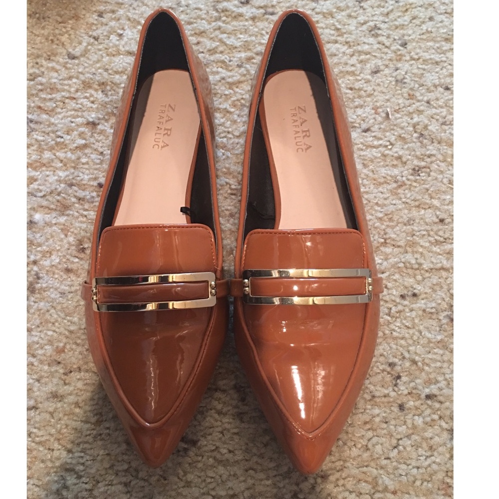 ZARA TRAFALUC pointed toe flat shoes with metallic
